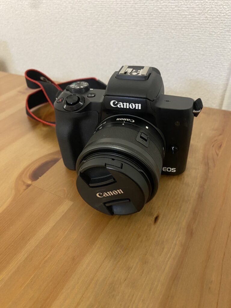 ミラーレス一眼レフカメラ Canon Kiss M2
