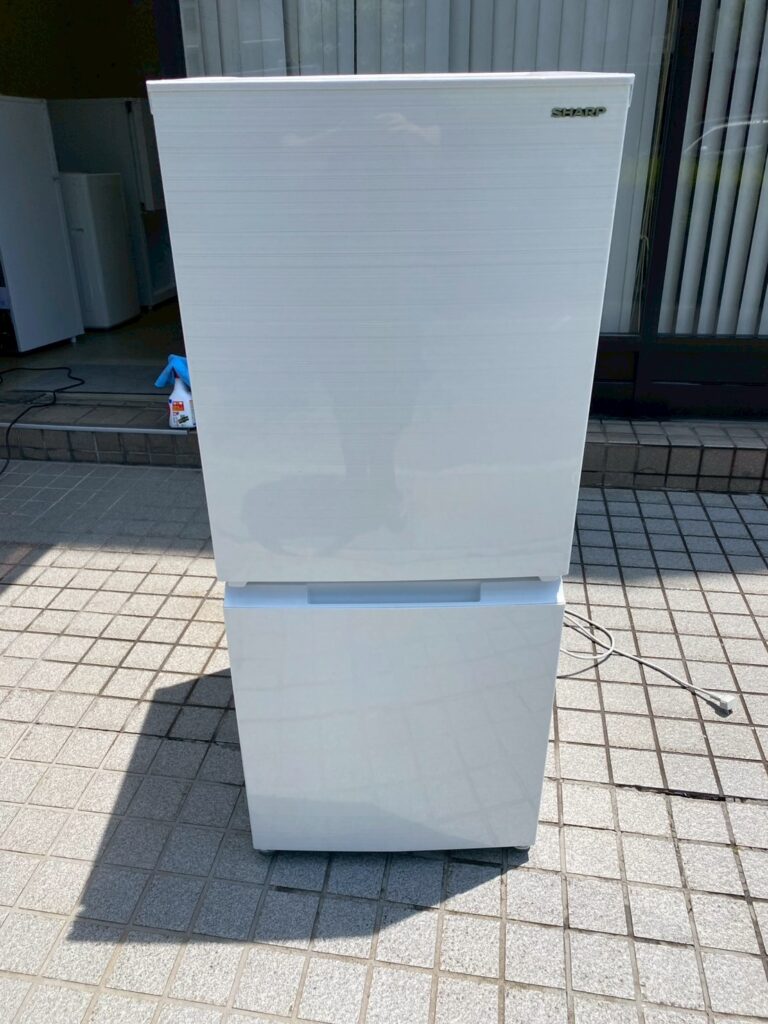 SHARP(シャープ)SJ-D15H-W 2ドア冷蔵庫 2022年製