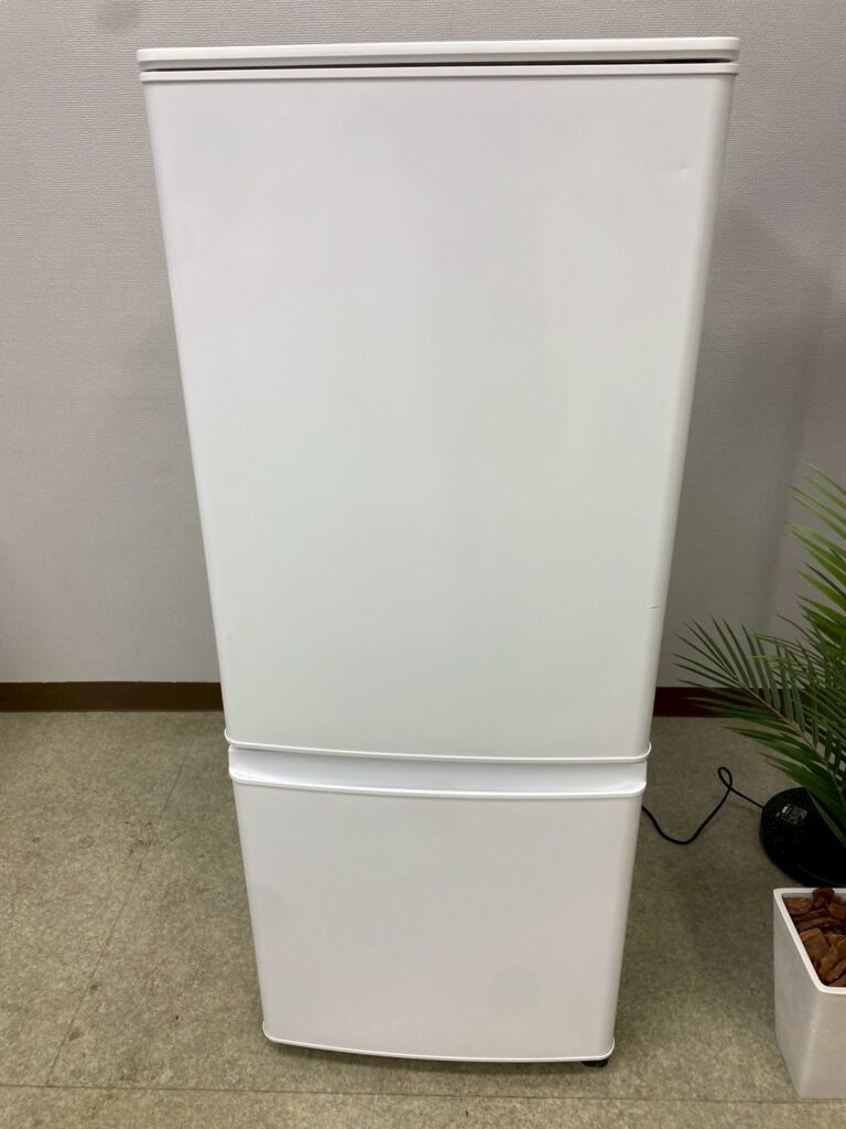 MITSUBISHI(三菱)2ドア冷蔵庫 MR-P15E3J-W 2024年製