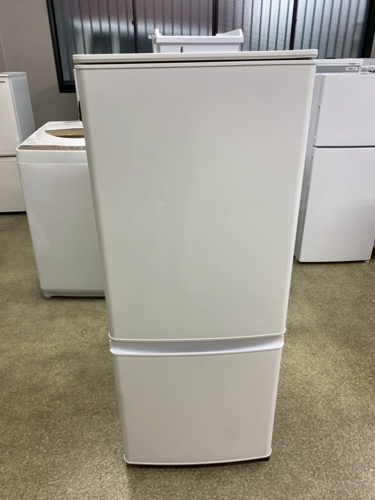 MITUBISHI(三菱)MR-P15E2H-W 2ドア冷蔵庫 2022年製 出張買取 蕨市
