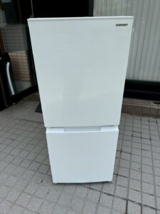 【2022年製】SHARP 2ドア冷蔵庫 SJ-D15H-Wを出張買取｜東京都板橋区