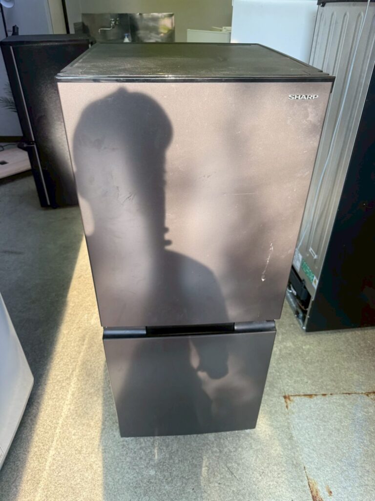 埼玉県蕨市にてSHARPの2ドア冷蔵庫 SJ-D15H-Hを出張買取いたしました
