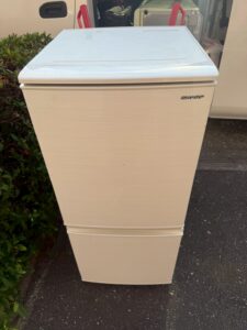 東京都北区｜SHARP 2ドア冷蔵庫 SJ-D14F-W（2019年製） 出張買取