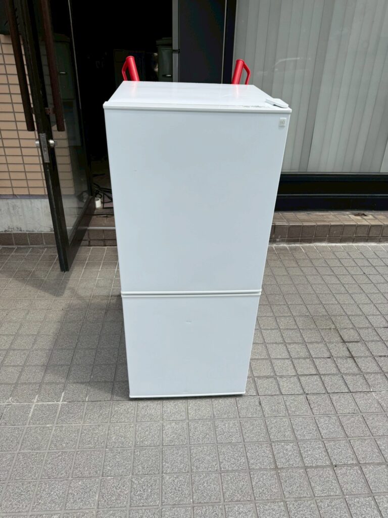 埼玉県さいたま市緑区にてニトリ製2ドア冷蔵庫 NTR-106（2019年製）を出張買取しました。他社で断られやすい年式でしたが、BUY LINKでは100円で対応。霜取り済みで搬出もスムーズ。家電買取はBUY LINKへ。