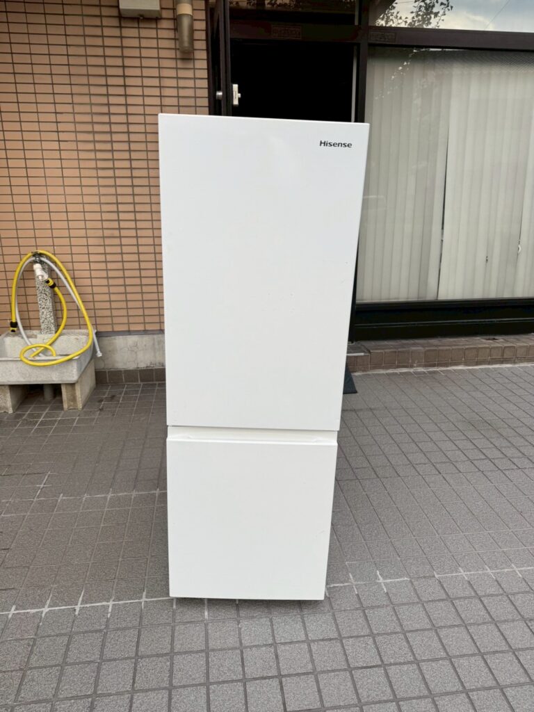 埼玉県川口市にてHisense 2ドア冷蔵庫 HR-D1701W 2021年製を出張買取