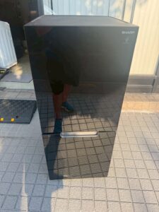 【SHARP 冷蔵庫 買取】埼玉県川口市にてSHARP 2ドア冷蔵庫 SJ-GD15G-B 2021年製を出張買取
