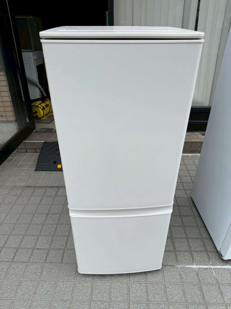 三菱 2ドア冷蔵庫 MR-P15K-W 2024年製を埼玉県川口市にて出張買取