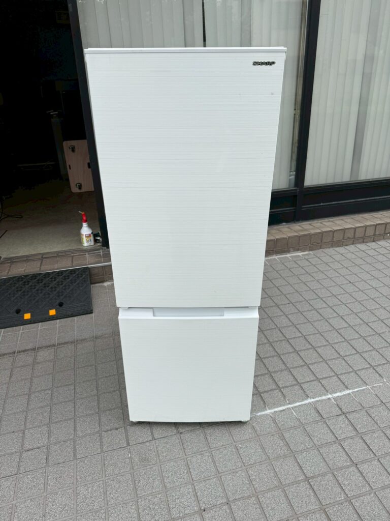 リサイクルショップ 出張買取 BUY LINK | SHARP 2ドア冷蔵庫 SJ