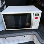 埼玉県川口市でSHARP 電子レンジ RE-S50A-W 2018年製を出張買取しました。 古い家電でもまとめての対応で費用が掛からないかもしれません！ まずは、お気軽にご相談ください。