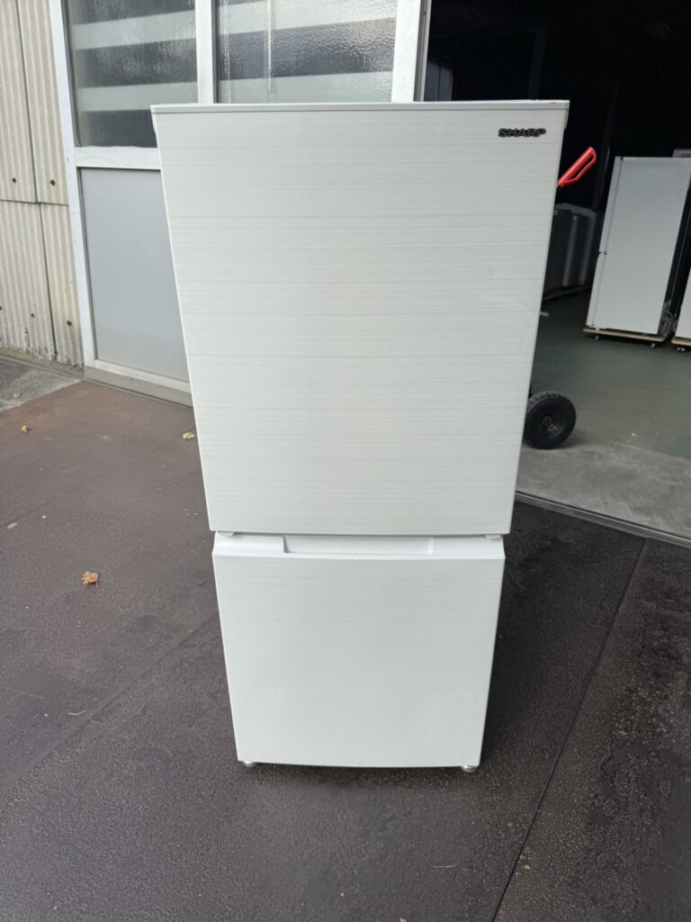 川口市でSHARP SJ-D15Hを出張買取。さいたま市・蕨市・足立区も対応。冷蔵庫の出張買取ならBUY LINKへ。