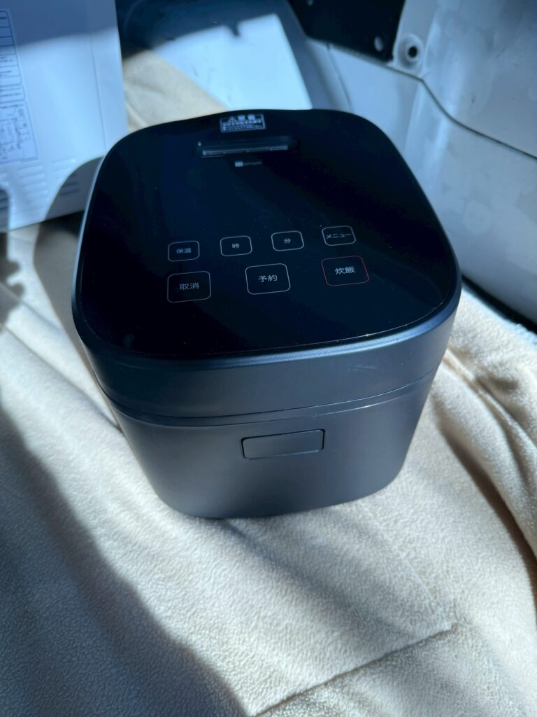 埼玉県川口市にてニトリ 炊飯器 EP2S02 BK 2022年製を出張買取いたしました。冷蔵庫もまとめて買取OK!