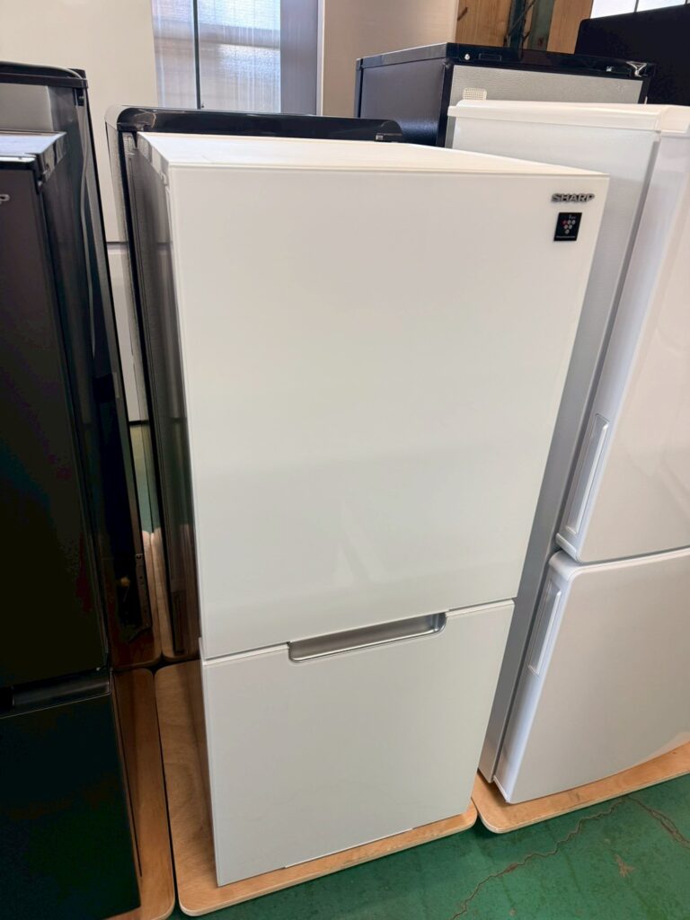 【東京都 板橋区 出張買取】SHARP SJ-GD15K-W（2023年製）｜ ガラストップ プラズマクラスター冷蔵庫を出張買取