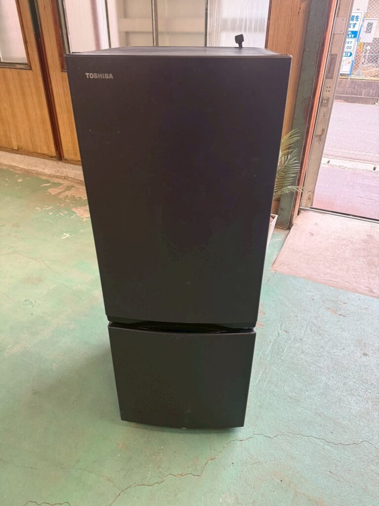 【東京都足立区】東芝 高年式 2ドア冷蔵庫 GR-W15BS（KT）（2025年製・153L）を出張買取しました｜引越しに伴う高価出張買取