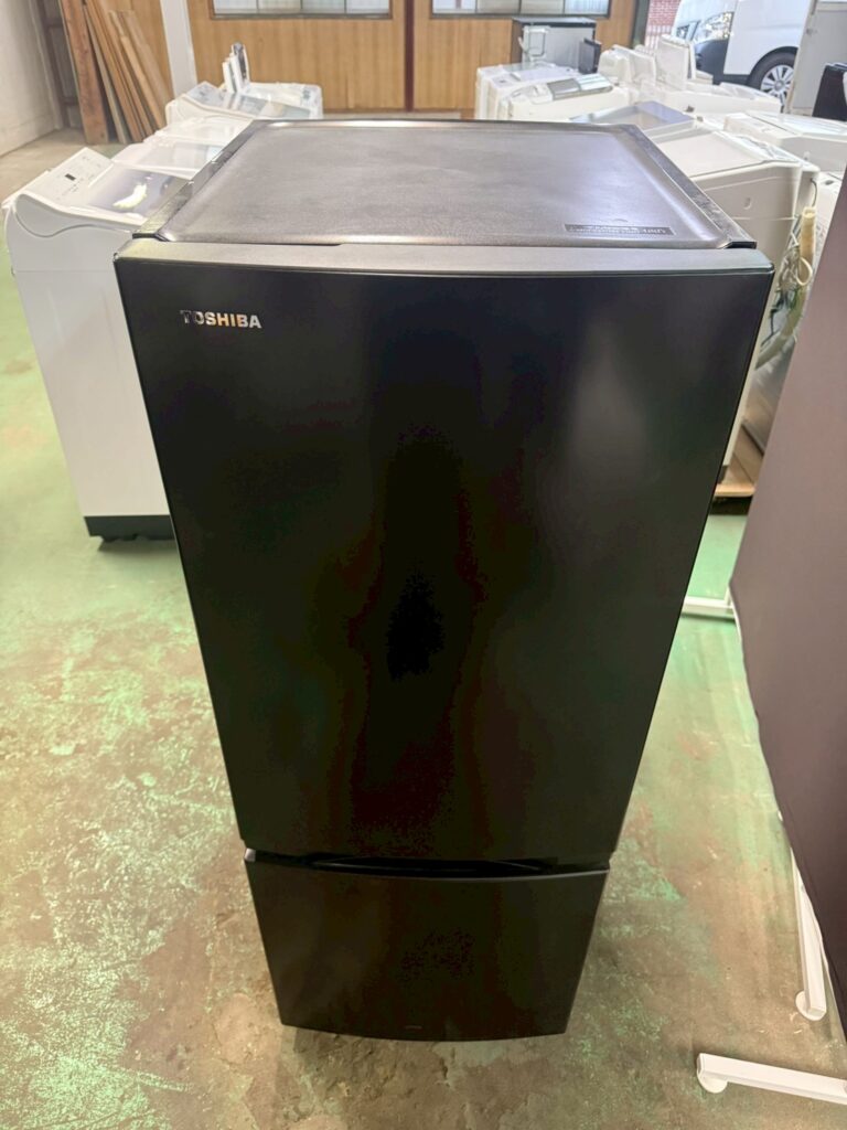 【埼玉県蕨市】東芝 2ドア冷蔵庫 GR-U15BS（K）（2023年製・153L）を出張買取しました｜状態良好で買取が実現