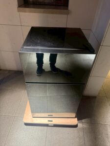 【埼玉県さいたま市】アイリスオーヤマ 2ドア冷凍冷蔵庫 PRC-B082DM（2025年製・81L）を出張買取しました｜単身赴任終了・まとめ買取でスムーズに対応