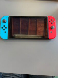 東京都中野区で任天堂Switch（有機ELモデル）を出張買取しました｜冷蔵庫の買取依頼からゲーム機の追加買取が実現