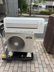 埼玉県川口市で三菱エアコン（SRK-2222T-W・2022年製）を出張買取しました｜未清掃・カビありでも標準設置・取り外し費用なしで買取が実現