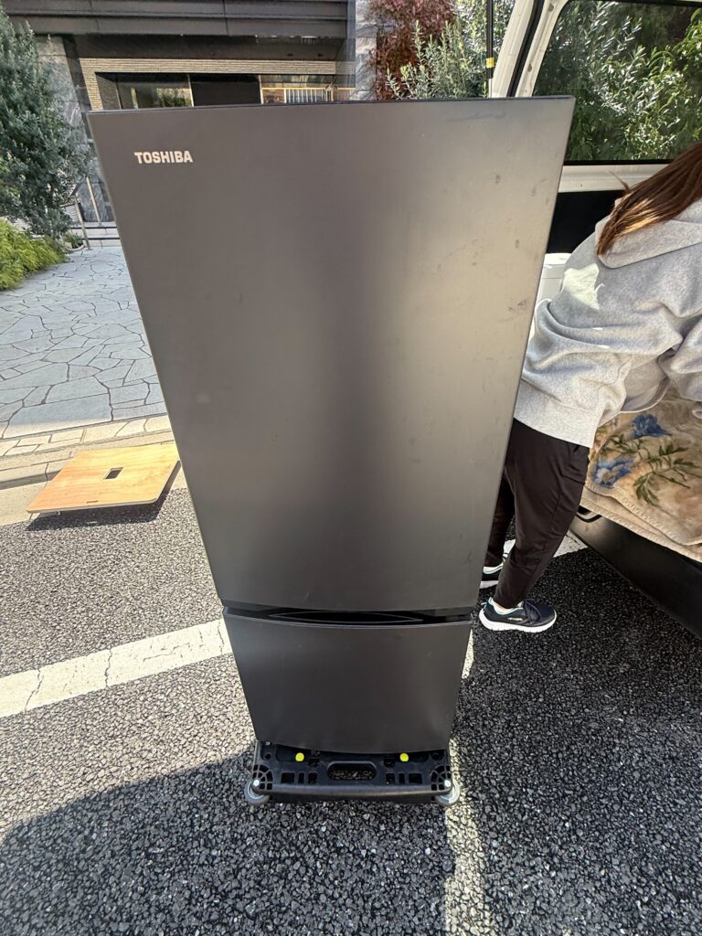 東京都豊島区で東芝2ドア冷蔵庫（GR-W15BS・2024年製・153L）を出張買取しました｜同棲スタートに伴いリピート依頼で出張買取が実現