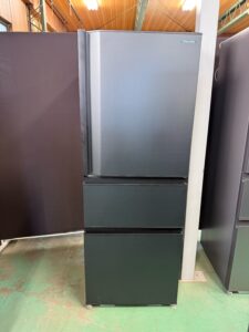 埼玉県さいたま市で東芝3ドア冷蔵庫（GR-W33SC（KZ）・2025年製・326L）を出張買取しました｜購入1年未満・付属品揃いで高価買取が実現