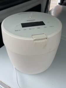 東京都足立区でPanasonic圧力IH炊飯器（SR-NB102・2024年製）を出張買取しました｜新生活に伴う買い替え