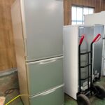 東京都練馬区でSHARP3ドア冷蔵庫（SJ-W352F-S・2020年製）を出張買取しました｜引越しを機に大きな冷蔵庫へ買い替え
