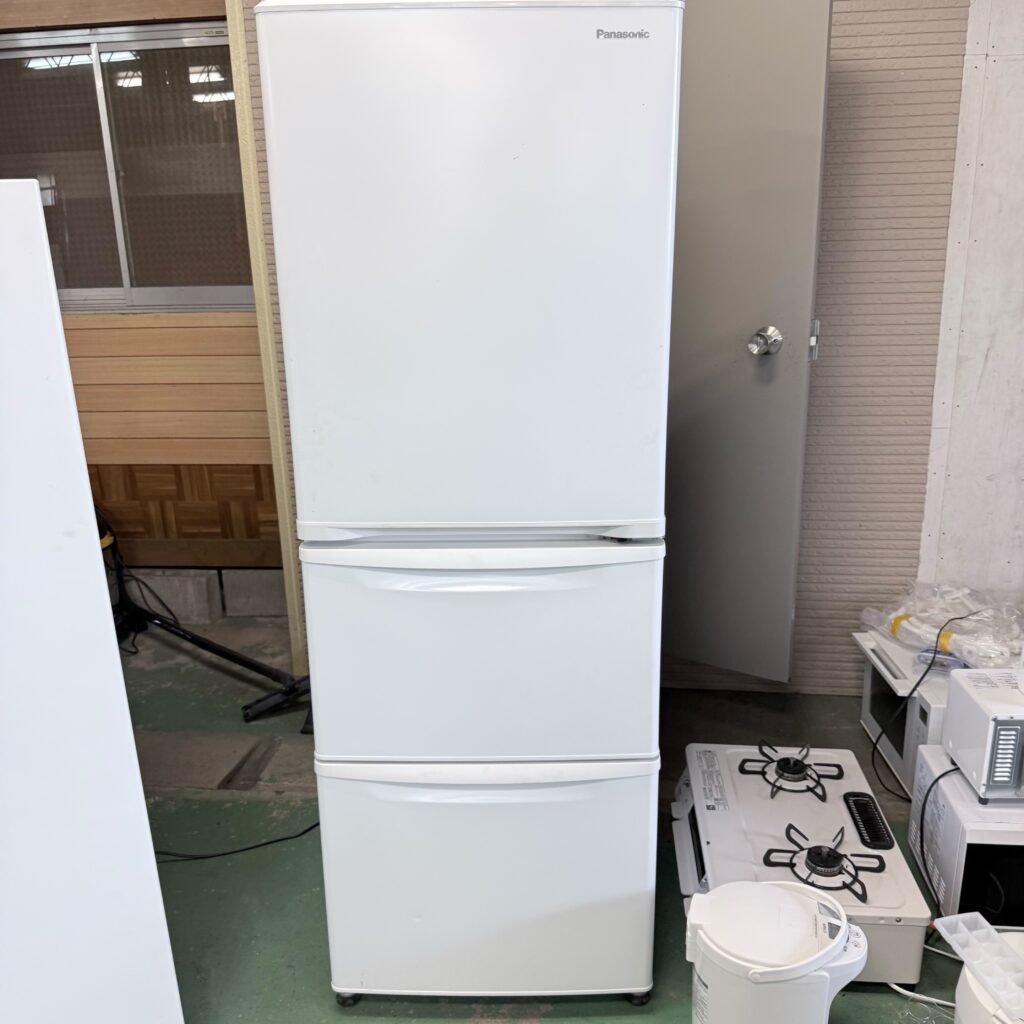 東京都足立区でPanasonic冷凍冷蔵庫（NR-C344C-W・2024年製）を出張買取しました｜引越しで新居に別の冷蔵庫を使用するため売却