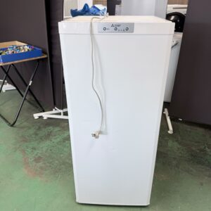 東京都北区で三菱電機ノンフロン冷凍庫（MF-U12G-W・2022年製）を出張買取しました｜保管量増加によるストッカータイプへの買い替え