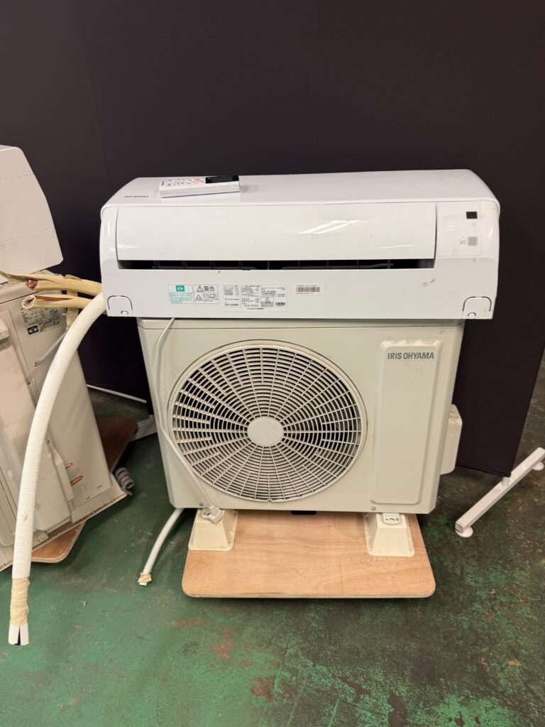 東京都北区でアイリスオーヤマルームエアコン（IHF-2208G・2024年製）を出張買取しました｜引越し先にエアコンが設置済みのため売却