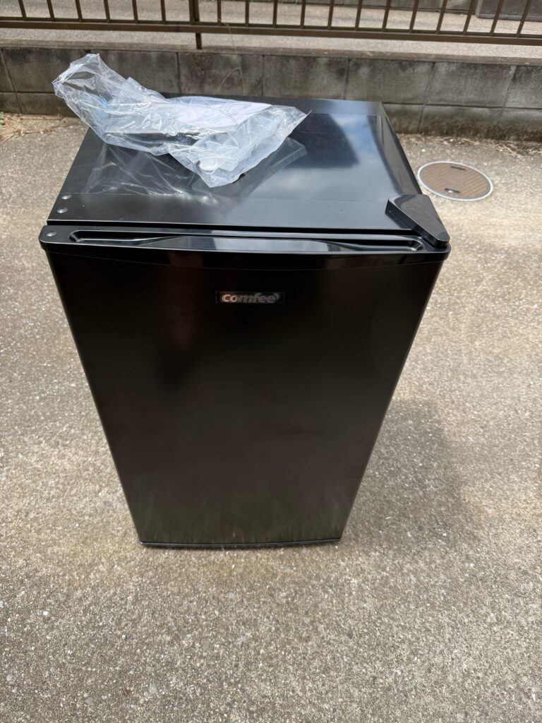 埼玉県戸田市でComfeeノンフロン冷凍庫（RCD60BL1JP(E)・2026年製）を出張買取しました｜景品当選品をほぼ未使用の状態で売却