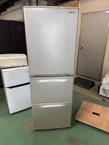 東京都北区でPanasonic3ドア冷凍冷蔵庫（NR-C343C-N・2022年製）をメゾネット2階から出張買取しました｜庫内汚れを考慮した上で買取が実現