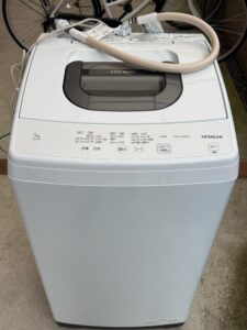 HITACHI NW-50J 2024年製 5kg全自動洗濯機の外観