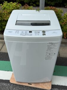 AQUA AQW-KS6N 2023年製 6kg全自動洗濯機の外観